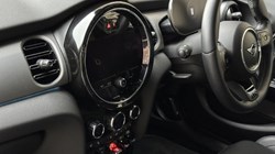 2024 (24) MINI HATCHBACK 2.0 Cooper S Exclusive Premium 5dr Auto 5154361