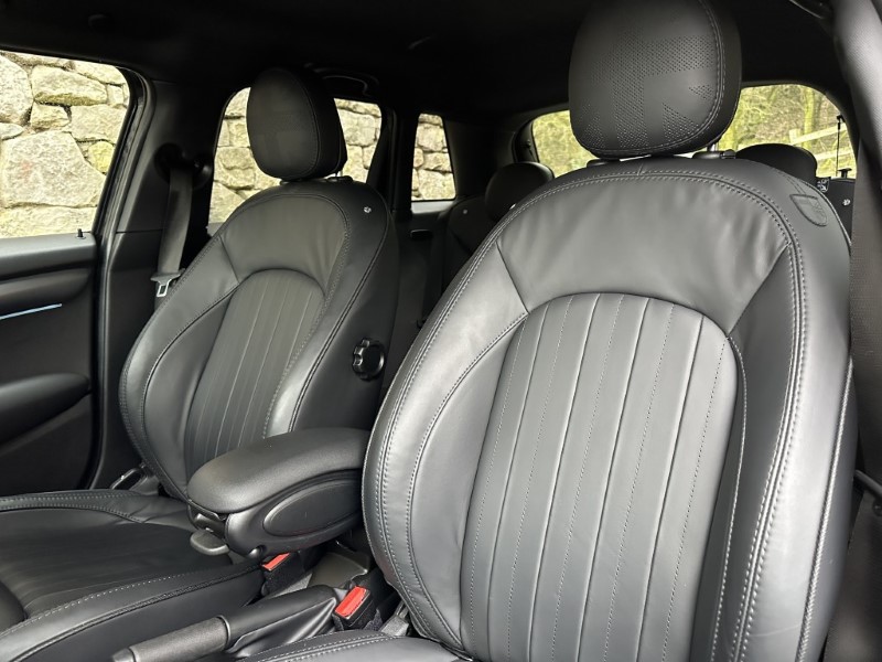 2024 (24) MINI HATCHBACK 2.0 Cooper S Exclusive Premium 5dr Auto 5154362