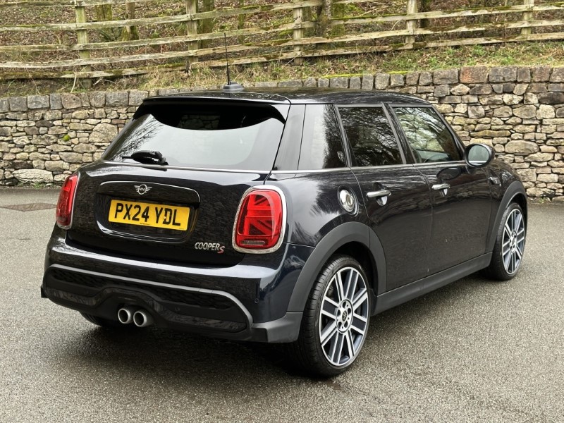 2024 (24) MINI HATCHBACK 2.0 Cooper S Exclusive Premium 5dr Auto 5154398