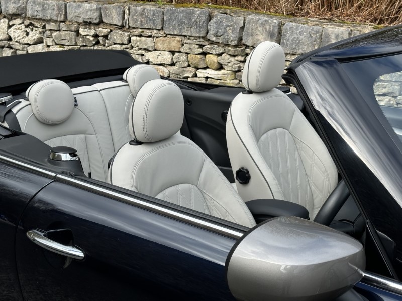 2023 (23) MINI CONVERTIBLE 1.5 Cooper Exclusive Premium Plus 2dr Auto 5179042