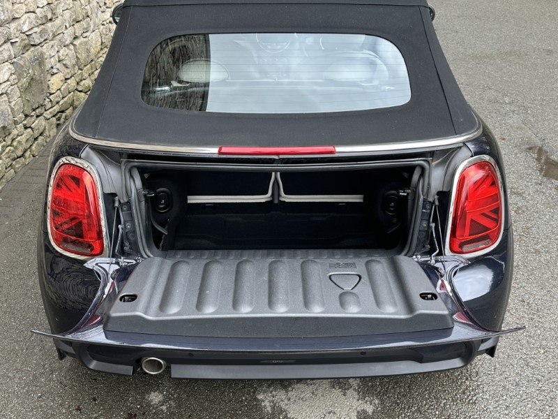 2023 (23) MINI CONVERTIBLE 1.5 Cooper Exclusive Premium Plus 2dr Auto 5178979