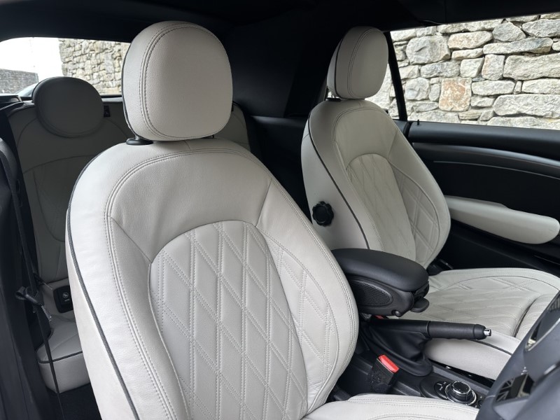 2023 (23) MINI CONVERTIBLE 1.5 Cooper Exclusive Premium Plus 2dr Auto 5178983