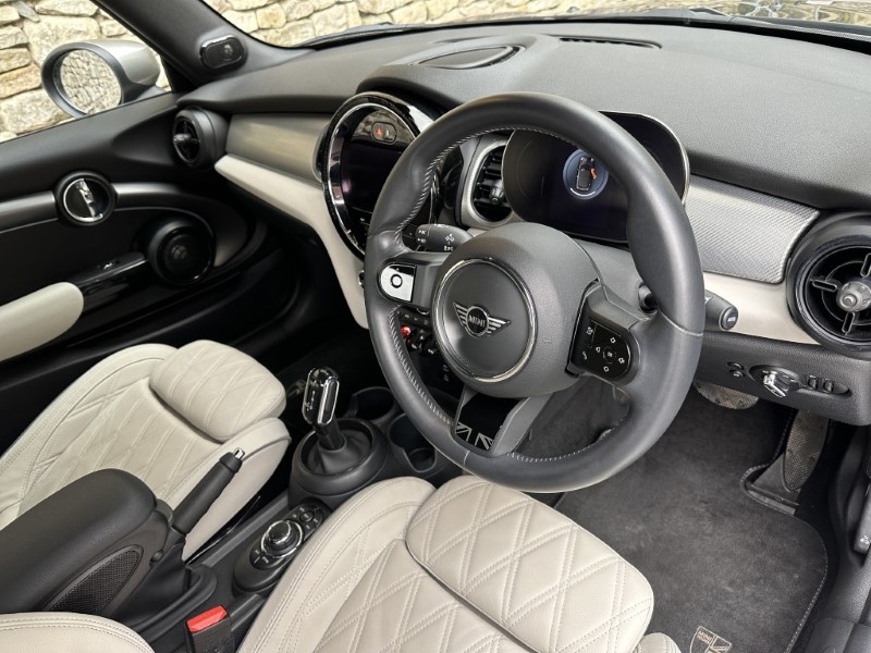 2023 (23) MINI CONVERTIBLE 1.5 Cooper Exclusive Premium Plus 2dr Auto 5178980