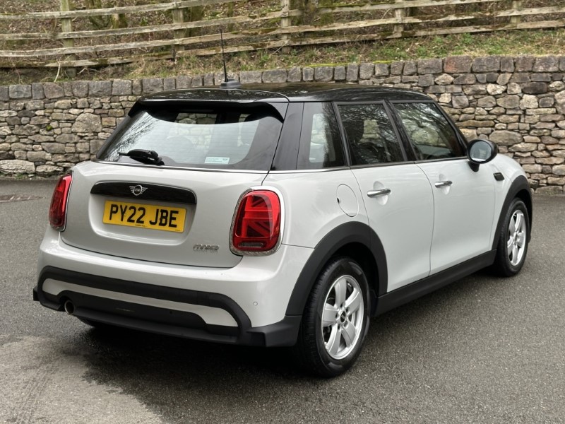 2022 (22) MINI HATCHBACK 1.5 Cooper Classic 5dr Auto 5172339