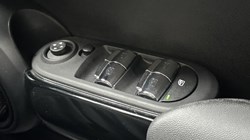 2022 (22) MINI HATCHBACK 1.5 Cooper Classic 5dr Auto 5172300