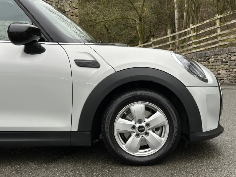 2022 (22) MINI HATCHBACK 1.5 Cooper Classic 5dr Auto 5172336