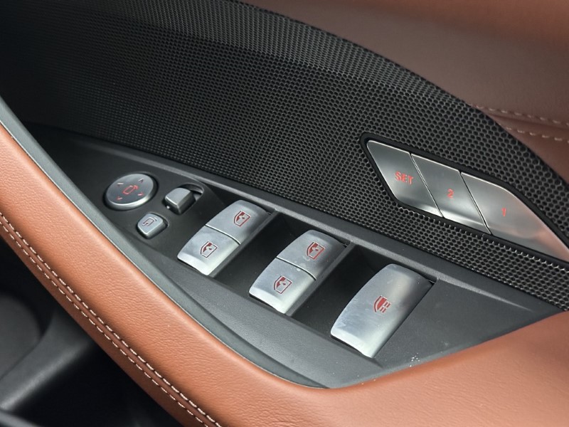 2026 (26) BMW M4 xDrive 530 Competition M 2dr Step Auto 5151372