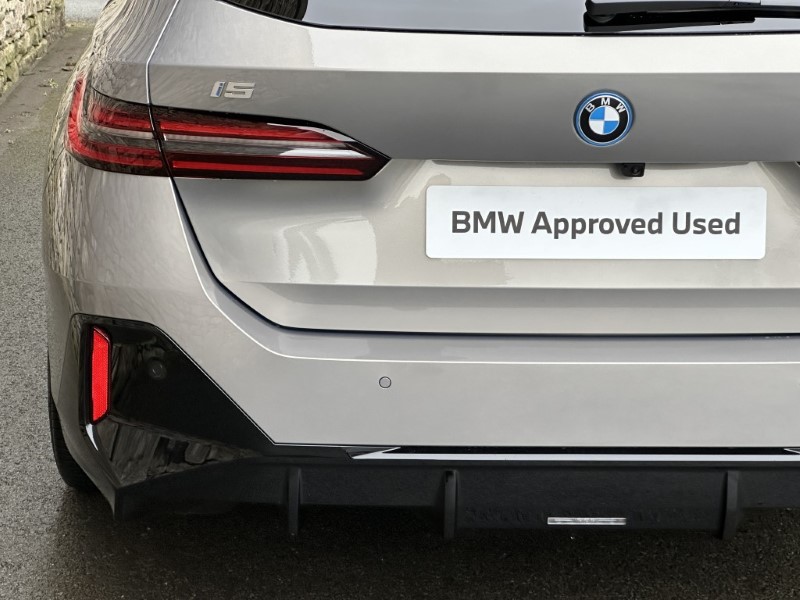 2026 (26) BMW I5 M60 xDrive Touring  5151539
