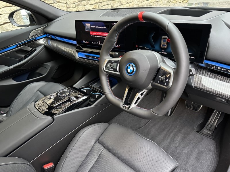 2026 (26) BMW I5 M60 xDrive Touring  5151546