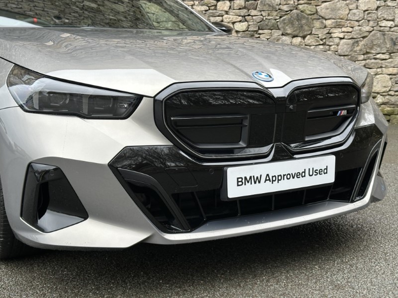 2026 (26) BMW I5 M60 xDrive Touring  5151601