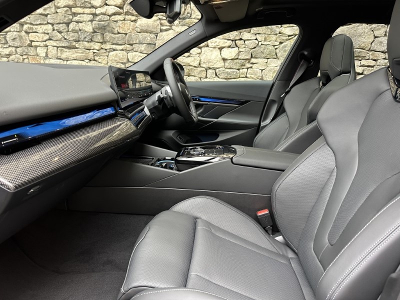 2026 (26) BMW I5 M60 xDrive Touring  5151572