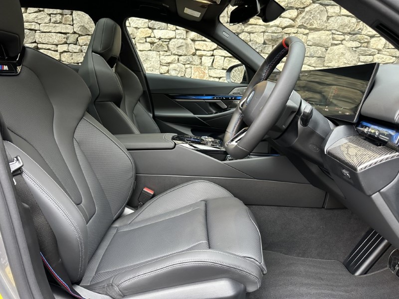 2026 (26) BMW I5 M60 xDrive Touring  5151548