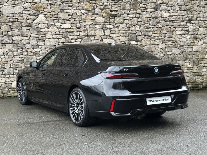 2026 (26) BMW i7 xDrive60 M Sport Pro  5151820
