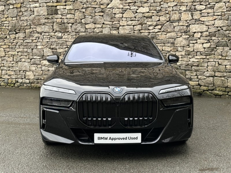 2026 (26) BMW i7 xDrive60 M Sport Pro  5151836