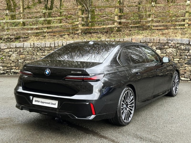 2026 (26) BMW i7 xDrive60 M Sport Pro  5152095