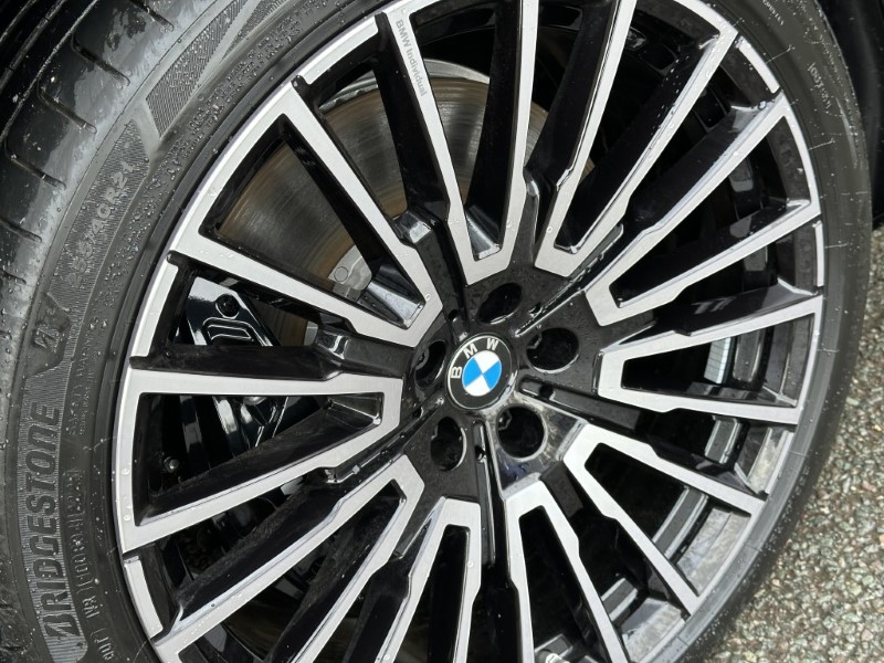 2026 (26) BMW i7 xDrive60 M Sport Pro  5151845