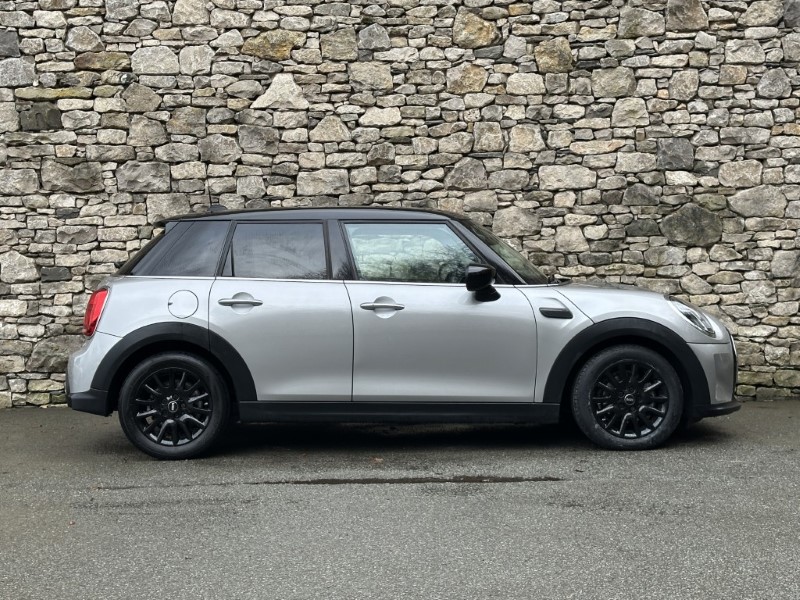 2023 (23) MINI HATCHBACK 1.5 Cooper Classic Premium 5dr Auto 5174743