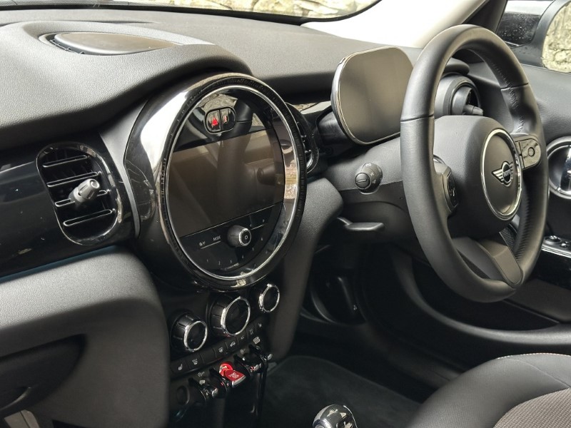 2023 (23) MINI HATCHBACK 1.5 Cooper Classic Premium 5dr Auto 5174755