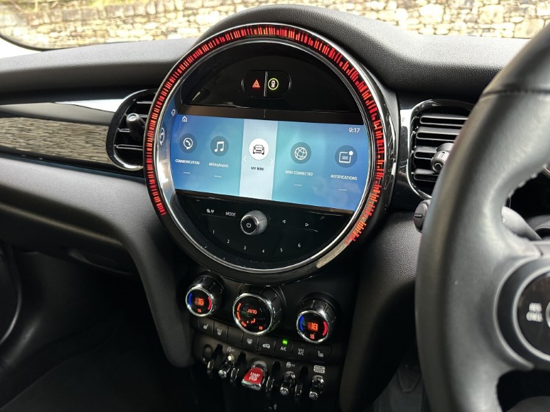 2023 (23) MINI HATCHBACK 1.5 Cooper Classic Premium 5dr Auto 5174786