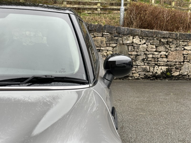 2023 (23) MINI HATCHBACK 1.5 Cooper Classic Premium 5dr Auto 5174768