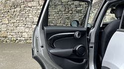 2023 (23) MINI HATCHBACK 1.5 Cooper Classic Premium 5dr Auto 5174763