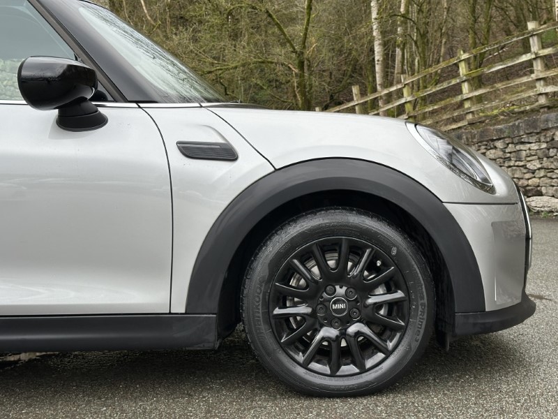 2023 (23) MINI HATCHBACK 1.5 Cooper Classic Premium 5dr Auto 5174776