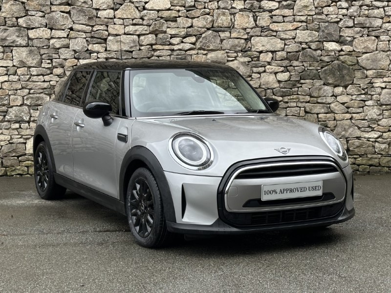 2023 (23) MINI HATCHBACK 1.5 Cooper Classic Premium 5dr Auto