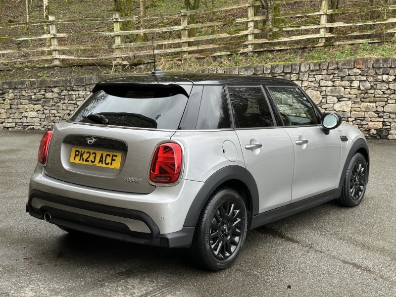 2023 (23) MINI HATCHBACK 1.5 Cooper Classic Premium 5dr Auto 5174780