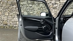 2023 (23) MINI HATCHBACK 1.5 Cooper Classic Premium 5dr Auto 5174762