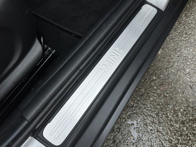 2023 (23) MINI HATCHBACK 1.5 Cooper Classic Premium 5dr Auto 5174791