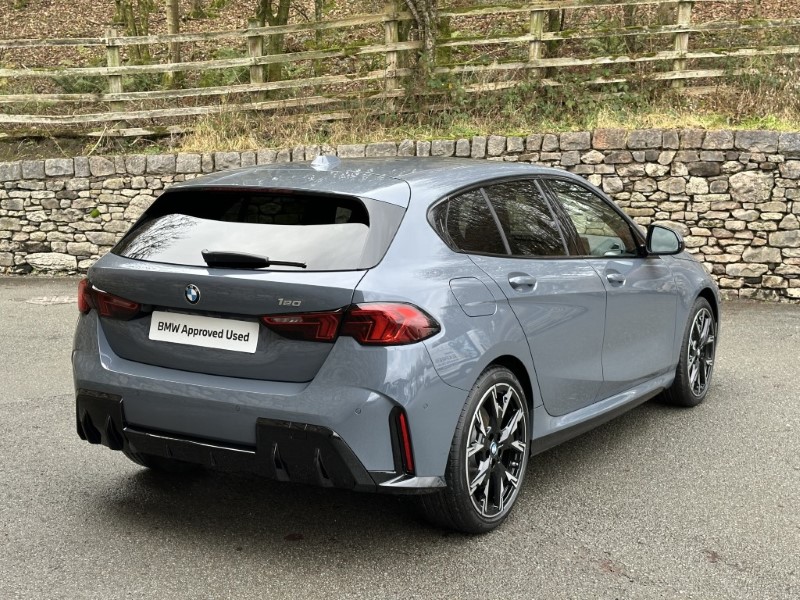 2026 (26) BMW 1 SERIES 120 M Sport 5dr  5201286