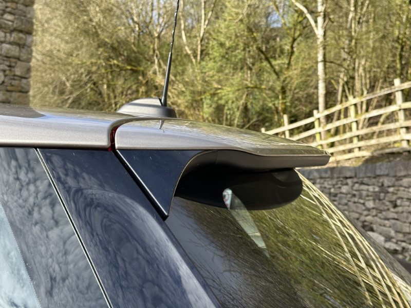 2023 (23) MINI HATCHBACK 1.5 Cooper Exclusive Premium 5dr Auto 5223125