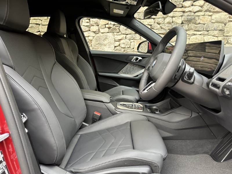2026 (26) BMW 1 SERIES 120 M Sport 5dr  5162600
