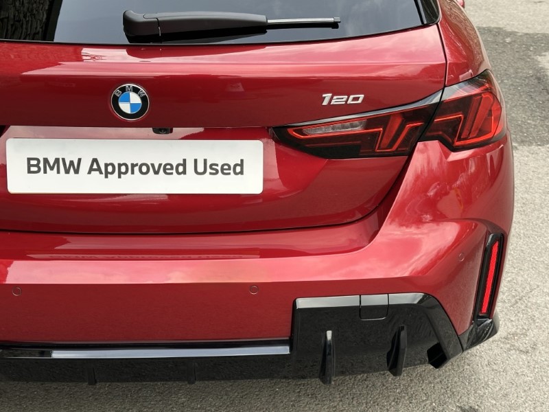 2026 (26) BMW 1 SERIES 120 M Sport 5dr  5162606