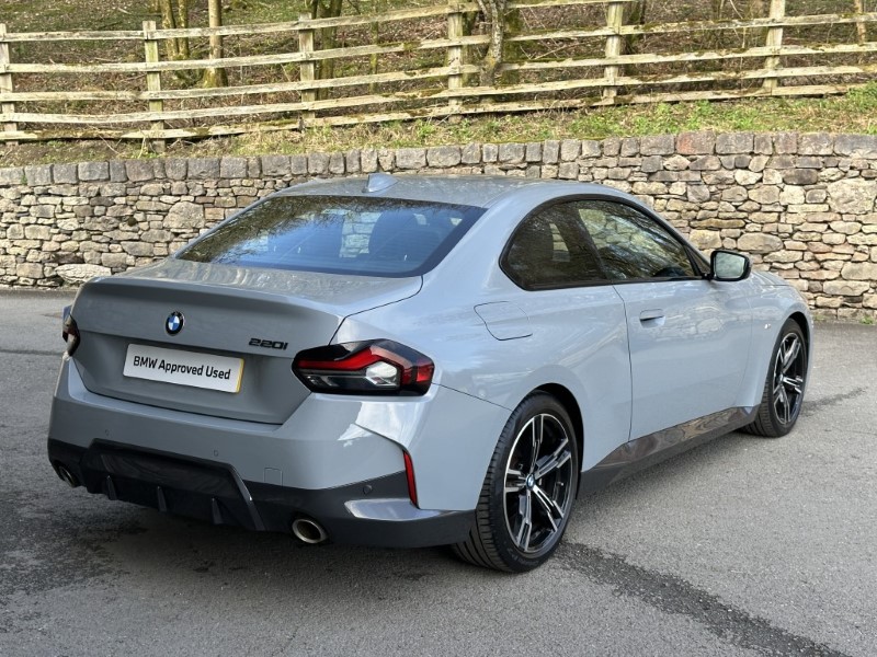 2022 (22) BMW 2 SERIES 220i M Sport 2dr Coupe 5194204