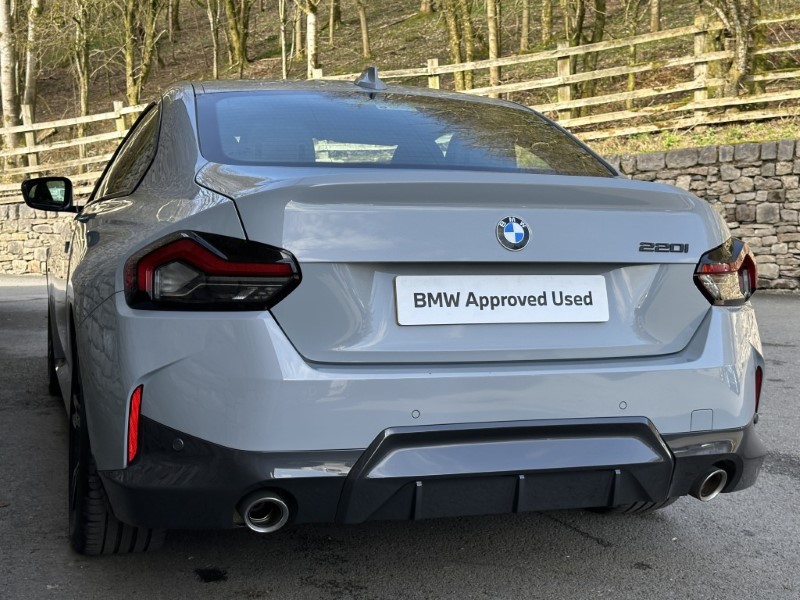 2022 (22) BMW 2 SERIES 220i M Sport 2dr Coupe 5194143