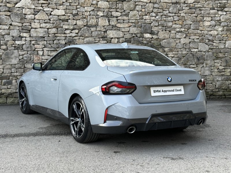 2022 (22) BMW 2 SERIES 220i M Sport 2dr Coupe 1