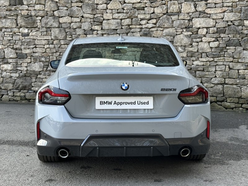 2022 (22) BMW 2 SERIES 220i M Sport 2dr Coupe 5194181