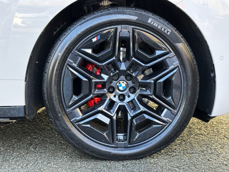 2025 (75) BMW iX 300kW xDrive45 M Sport 101kWh 5dr Auto 5172739