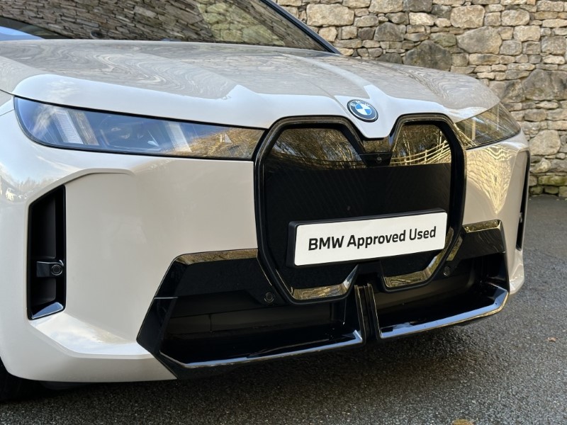 2025 (75) BMW iX 300kW xDrive45 M Sport 101kWh 5dr Auto 5172746