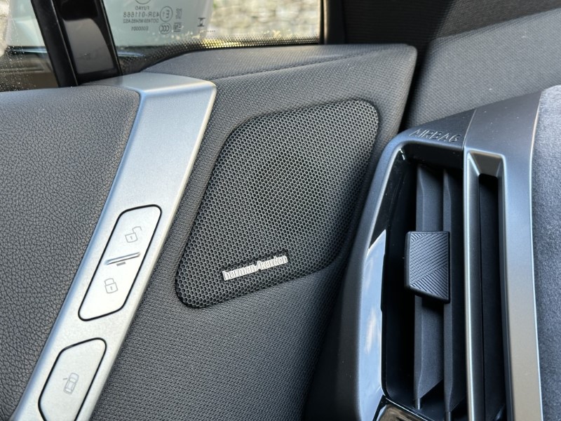 2025 (75) BMW iX 300kW xDrive45 M Sport 101kWh 5dr Auto 5172735