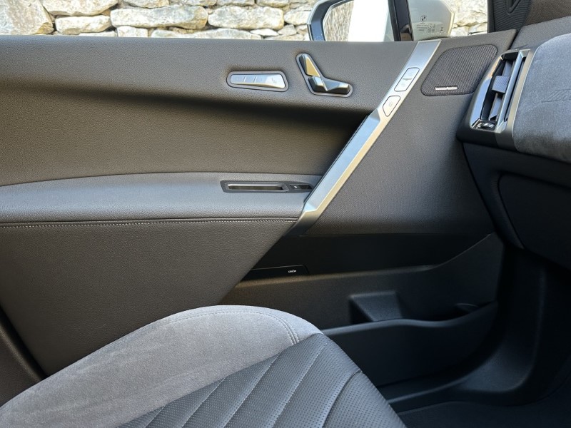 2025 (75) BMW iX 300kW xDrive45 M Sport 101kWh 5dr Auto 5172701