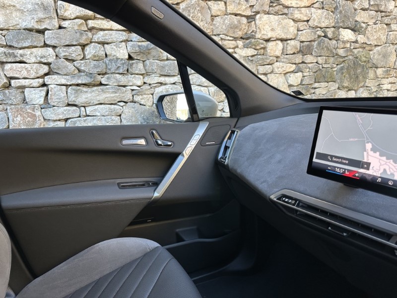 2025 (75) BMW iX 300kW xDrive45 M Sport 101kWh 5dr Auto 5172700