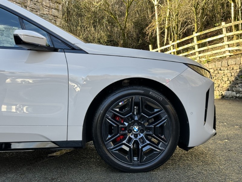 2025 (75) BMW iX 300kW xDrive45 M Sport 101kWh 5dr Auto 5172737