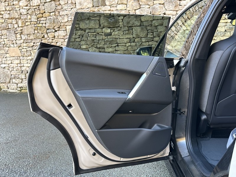 2025 (75) BMW iX 300kW xDrive45 M Sport 101kWh 5dr Auto 5172721