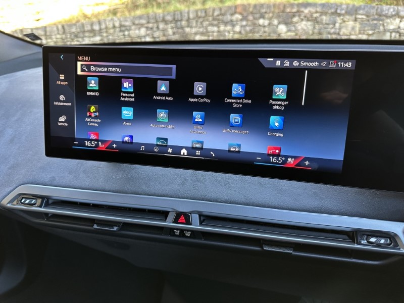 2025 (75) BMW iX 300kW xDrive45 M Sport 101kWh 5dr Auto 5172733