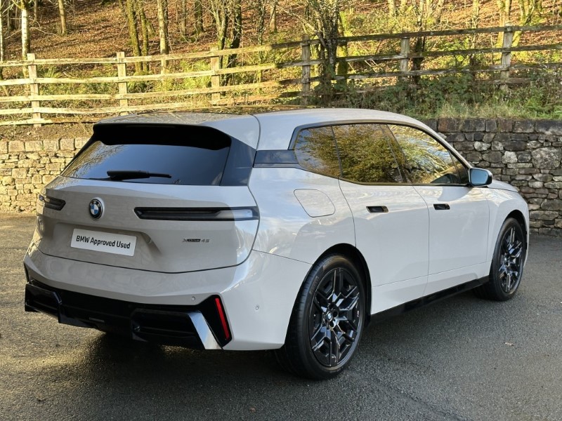 2025 (75) BMW iX 300kW xDrive45 M Sport 101kWh 5dr Auto 5172743