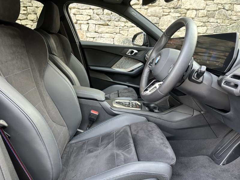 2025 (75) BMW 1 SERIES 120 M Sport 5dr  5206949