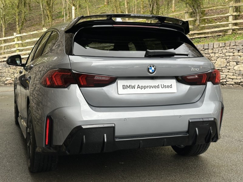 2025 (75) BMW 1 SERIES 120 M Sport 5dr  5239395