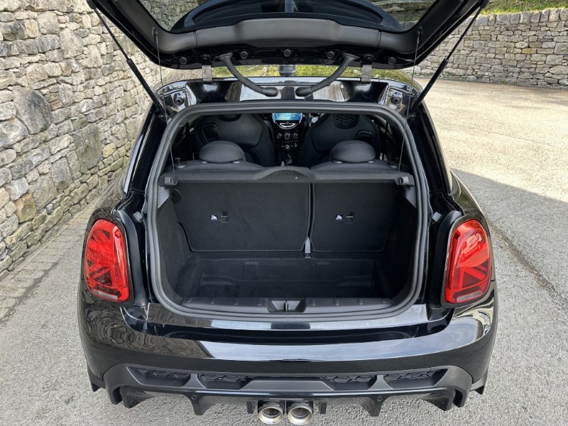 2021 (21) MINI HATCHBACK 2.0 Cooper S Sport 3dr 5263288